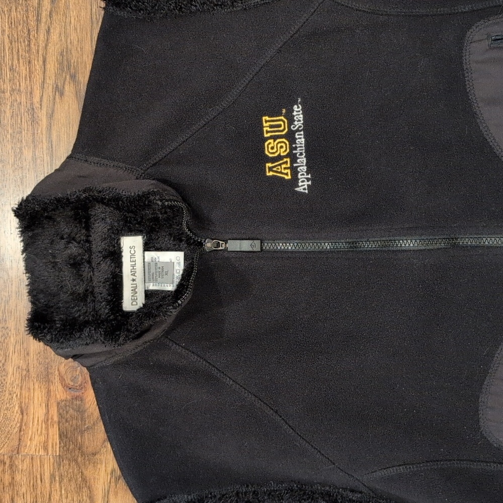 Women's Appalachian State University black vest size XL - Picture 2 of 4